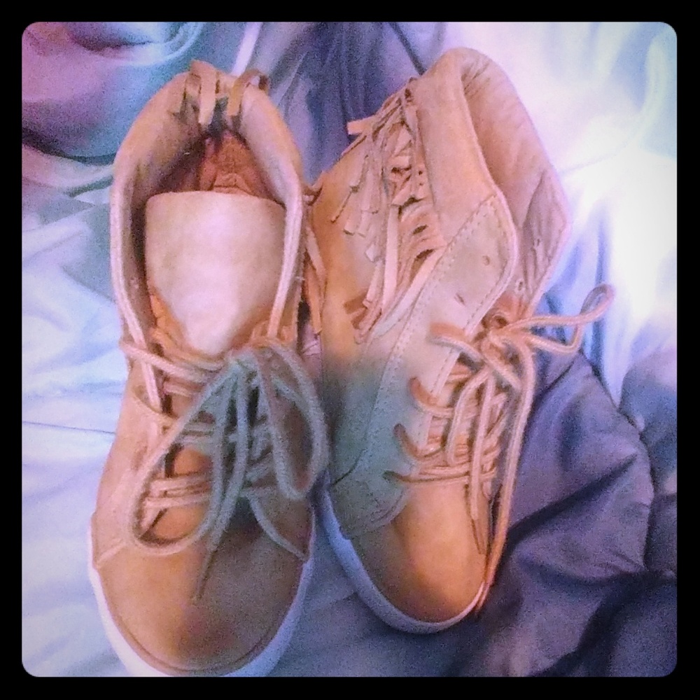 FabKids fringe sneakers